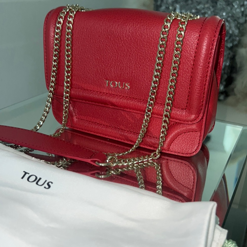 NewTous cross body/shoulder bag;
